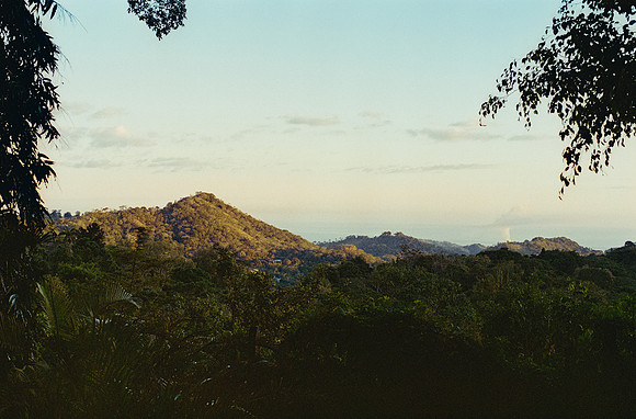 06 Gerardo Recinos - Kodak Portra 800 por Arca Film Lab (Febrero 2025) - Rollo 0857