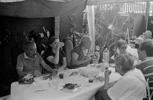 25 Fernando Peña - Ilford HP5+ 400 por Arca Film Lab (Enero 2025) - Rollo 0701