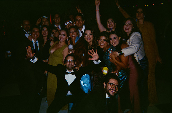 15 Mariana Vargas - Fujifilm 400 por Arca Film Lab (Mayo 2025) - Rollo 1060