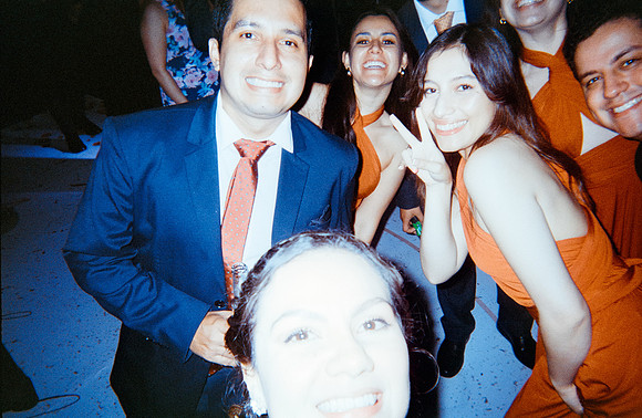 08 Rodrigo Flores - Fujifilm 400 por Arca Film Lab (Junio 2024) - Rollo 0097