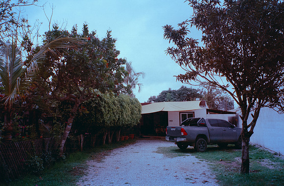 03 Ernesto Ábrego - Fujifilm400 por Arca Film Lab (Agosto 2024) - Rollo 0270