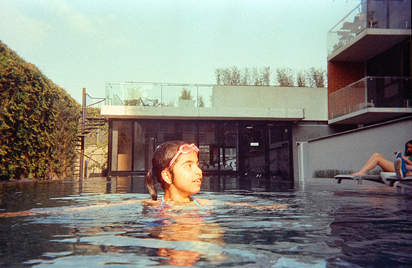 18 Elida Arreaga - Fujifilm 800 - Arca Film Lab (Septiembre 2024) - Rollo 0363