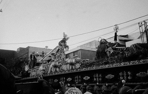 29 Gilberto Rosales Vaquín - Ilford HP5+ 400 por Arca Film Lab (Febrero 2025) - Rollo 0782