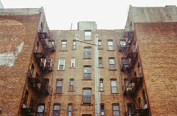 03 Ernesto Ábrego - Kodak Ultramax 400 por Arca Film Lab (Mayo 2025) - Rollo 1081