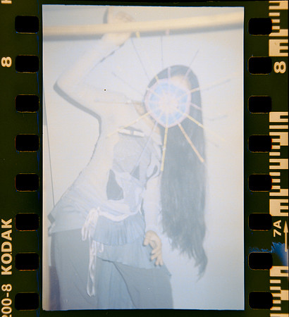 07 Shirley Brakiti - Kodak Gold 200 por Arca Film Lab (Julio 2024) - Rollo 0185