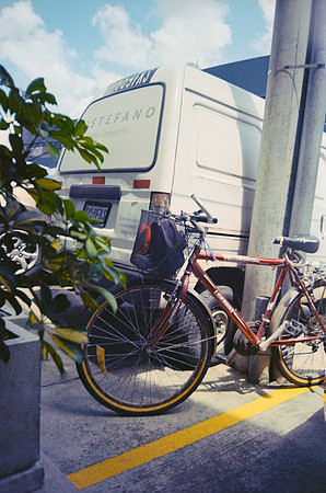 19 José Vásquez - Kodak Gold 200 por Arca Film Lab (Enero 2025) - Rollo 0668