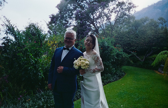 33 Denise Clicks - Cinestill 400D por Arca Film Lab (Abril 2025) - Rollo 0953
