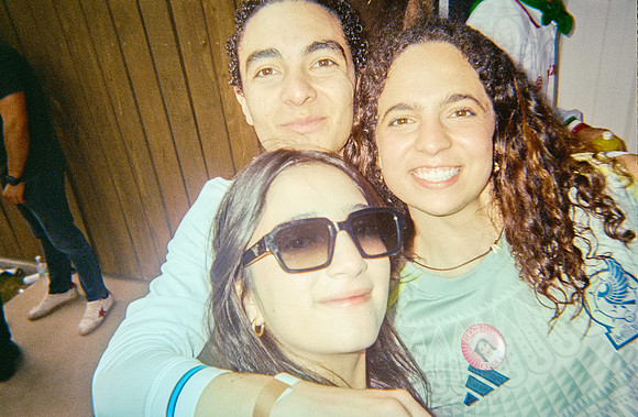 17 María Andrea Luna - Fujifilm 400 por Arca Film Lab (Abril 2025) - Rollo 0984