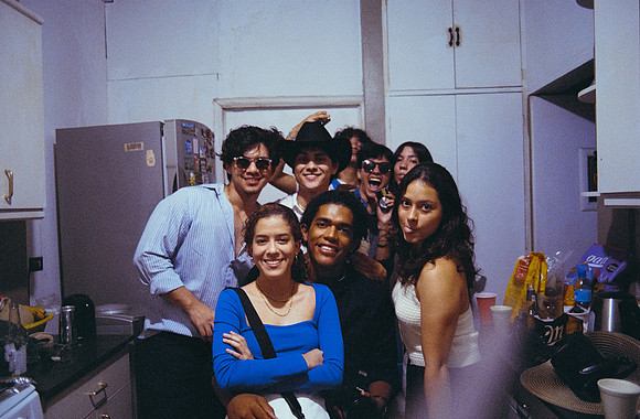 02 Edgardo Laguardia - Kodak Gold 200 por Arca Film Lab (Marzo 2025) - Rollo 0809
