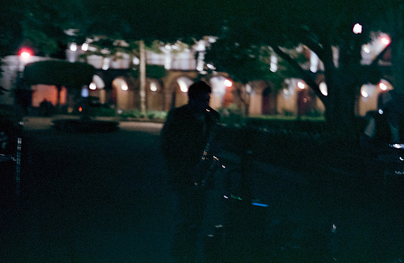 17 Ronald Ottoniel - Cinestill 400D por Arca Film Lab (Septiembre 2024) - Rollo 0325