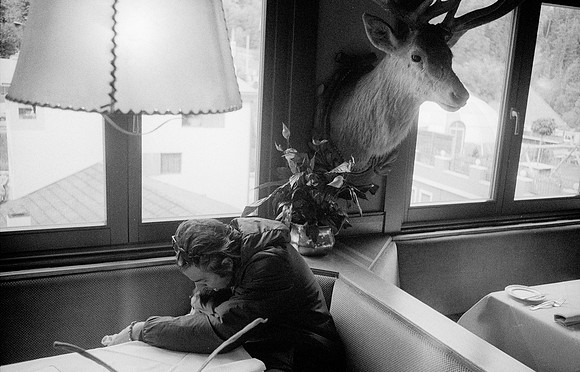 20 Mónica Minondo - Ilford HP5+ 400 por Arca Film Lab (Febrero 2025) - Rollo 0762