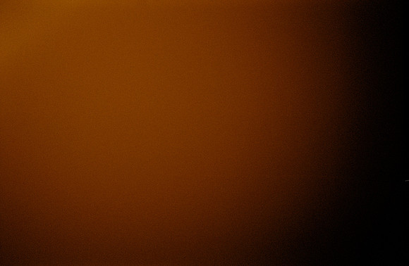 01 Rodrigo Flores - Fujifilm 400 por Arca Film Lab (Junio 2024) - Rollo 0097