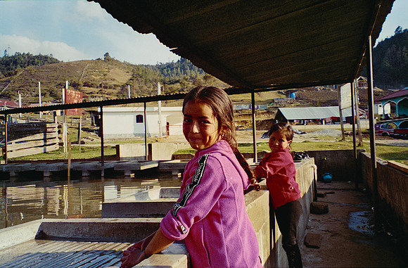 29 Ernesto Ábrego - Kodak Ultramax 400 por Arca Film Lab (Mayo 2025) - Rollo 1079