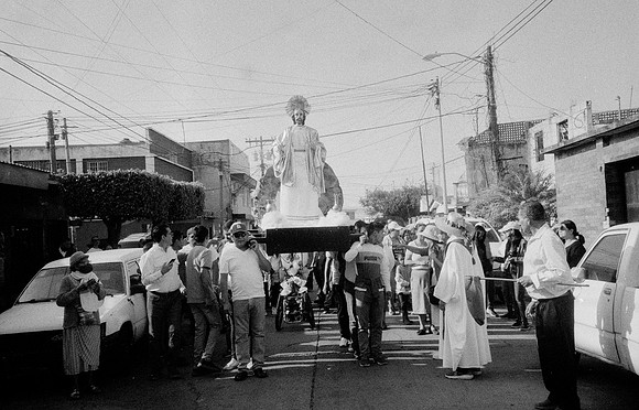 32 Gilberto Rosales Vaquín - Ilford HP5+ 400 por Arca Film Lab (Febrero 2025) - Rollo 0782