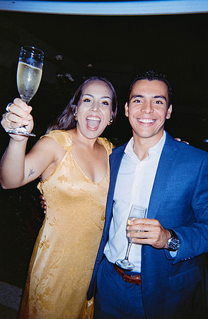 10 Adriana González - Fujifilm 400 por Arca Film Lab (Mayo 2025) - Rollo 1020