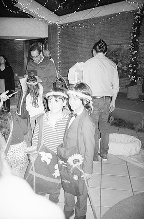 28 Daniela Flores - Ilford HP5+ 400 por Arca Film Lab (Noviembre 2024) - Rollo 0506