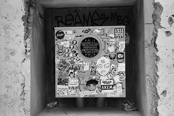 20 Lucía Paíz - Kodak TMax 400 por Arca Film Lab (Mayo 2024) - Rollo 0061