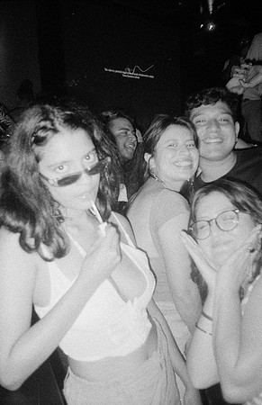 24 Desirée Argueta - Kentmere Pan 400 por Arca Film Lab (Enero 2025) - Rollo 0572