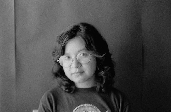 09 Mariana Cabrera - Kentmere Pan 400 por Arca Film Lab (Junio 2025) - Rollo 1130
