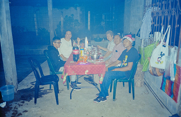 11 Pablo Marroquín - Fujifilm 400 por Arca Film Lab (Marzo 2025) - Rollo 0842