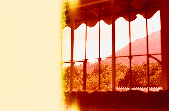 01 Gerardo Recinos - Kodak Aerocolor IV por Arca Film Lab (Abril 2025) - Rollo 0938