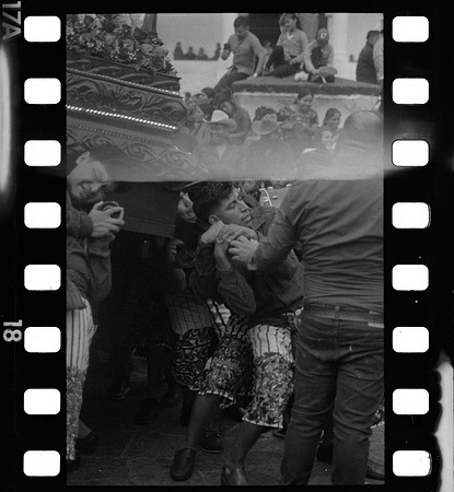 25 Ronald Ottoniel - Kentmere Pan 400 por Arca Film Lab (Abril 2025) - Rollo 0979