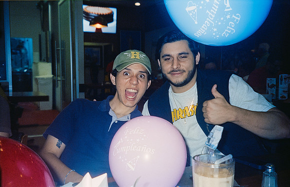 08 Mauricio Salguero - Cinestill 800T por Arca Film Lab (Febrero 2025) - Rollo 0691