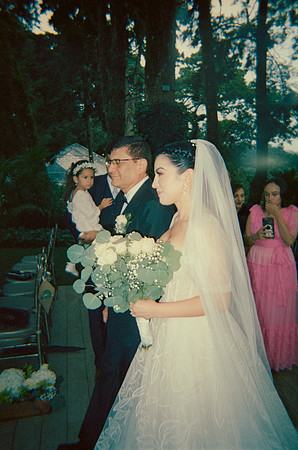 07 Boda Guille y Adriana por Fabriccio Díaz - Cinestill 800T - Arca Film Lab