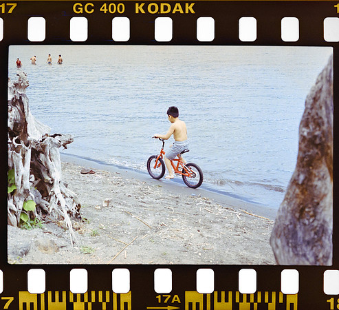 19 Yasemin Topcan - Kodak Ultramax 400 por Arca Film Lab (Octubre 2024) - Rollo 0391