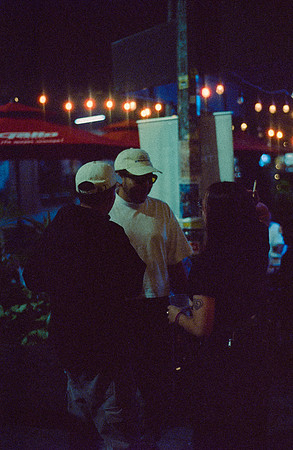 13 Iván Ortíz - Cinestill 800T por Arca Film Lab (Diciembre 2024) - Rollo 0526