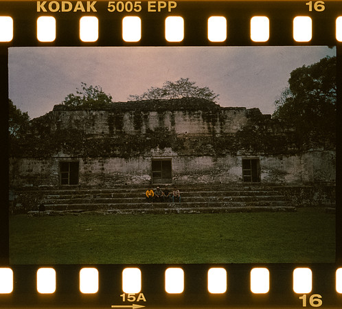 00018 Pablo Marroquín - Kodak Ektachrome 100 - Arca Film Lab (Noviembre 2024) - Rollo 0455