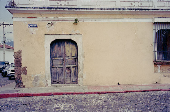 05 Luis Felipe Rodríguez - Kodak Portra 400 por Arca Film Lab (Mayo 2025) - Rollo 1093