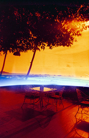 09 Ovald - Lomography Redscale por Arca Film Lab (Junio 2025) - Rollo 1140