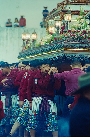 16 Ronald Ottoniel - 800T por Arca Film Lab (Abril 2025) - Rollo 0975