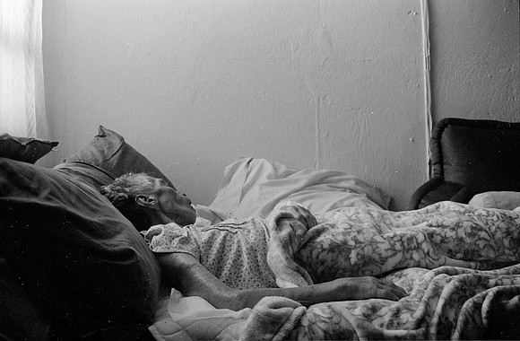 12 Fernando Peña - Ilford HP5+ 400 por Arca Film Lab (Enero 2025) - Rollo 0701