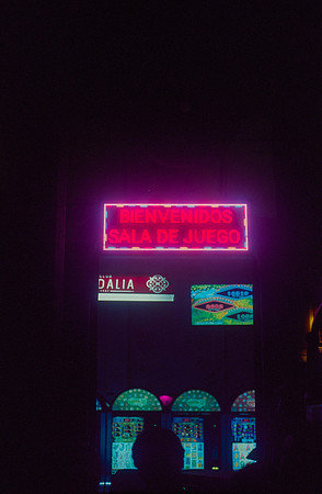 18 Mauricio Salguero - Cinestill 800T por Arca Film Lab (Julio 2024) - Rollo 0193