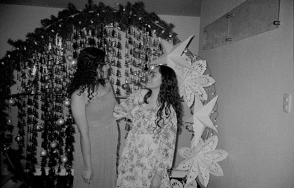 21 Kristel Calderón - Kentmere Pan 400 por Arca Film Lab (Enero 2025) - Rollo 0640