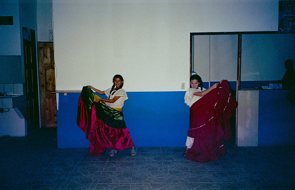 17 Caleb Rodríguez - Fujifilm Superia XTRA 400 por Arca Film Lab (Enero 2025) - Rollo 0585
