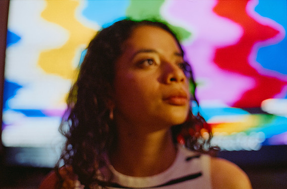 19 Elliot Morales - Cinestill 800T por Arca Film Lab (Abril 2025) - Rollo 0980