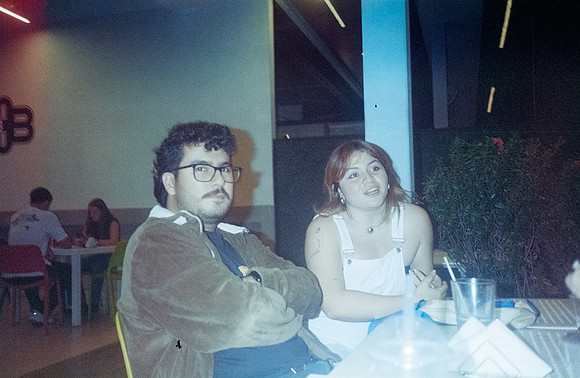 13 Mauricio Salguero - Kodak 800 por Arca Film Lab (Diciembre 2025) - Rollo 1606