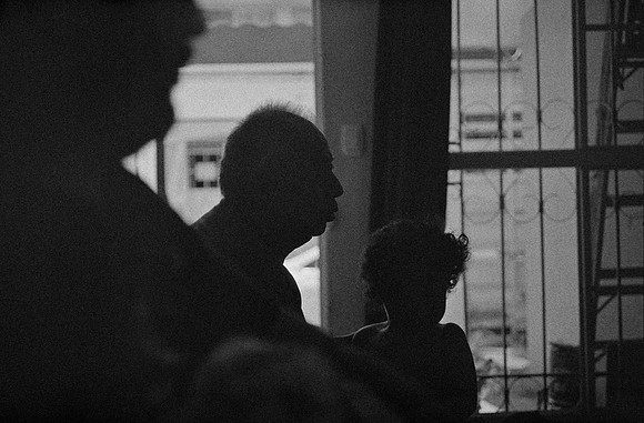 24 Carlos Castro - Ilford HP5+ 400 por Arca Film Lab (Septiembre 2024) - Rollo 0345
