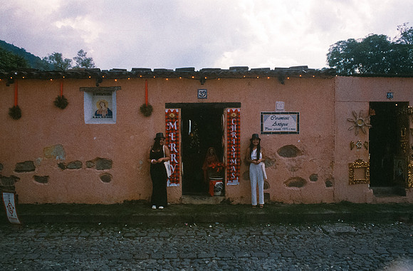 05 Alexander Daum - Kodak Ektachrome 100 por Arca Film Lab (Enero 2025) - Rollo 0634