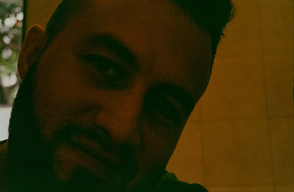 12 Todd Morales - Fujifilm 400 por Arca Film Lab (Agosto 2024) - Rollo 0231