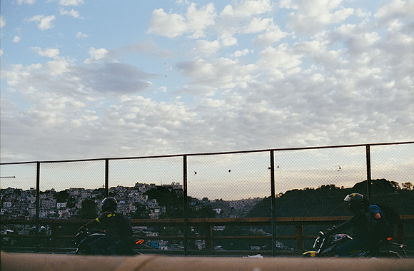 30 Elliot Morales - Kodak Gold 200 por Arca Film Lab (Febrero 2025) - Rollo 0785