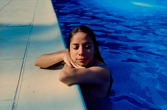 10 Elliot Morales - Cinestill 800T por Arca Film Lab (Mayo 2025) - Rollo 1001