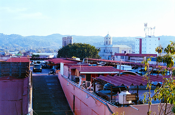 06 Gerardo Recinos - Kodak Ultramax 400 por Arca Film Lab (Mayo 2025) - Rollo 1006