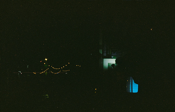 35 Edwin Chang - Cinestill 800T por Arca Film Lab (Diciembre 2024) - Rollo 0516