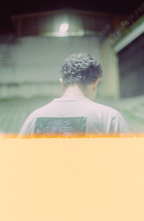 01 Abraham Castillo - Fujifilm 400 por Arca Film Lab (Junio 2025) - Rollo 1118