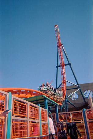 15 Ice Breaker, Sea World, Orlando, Florida - Rollo #1 - Fujifilm Superia Xtra 400 - Cámara Desechable por Fabriccio Díaz