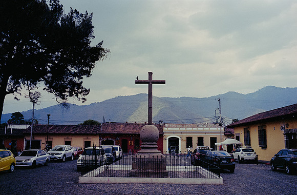 13 Luis Felipe Rodríguez - Kodak Portra 400 por Arca Film Lab (Mayo 2025) - Rollo 1093